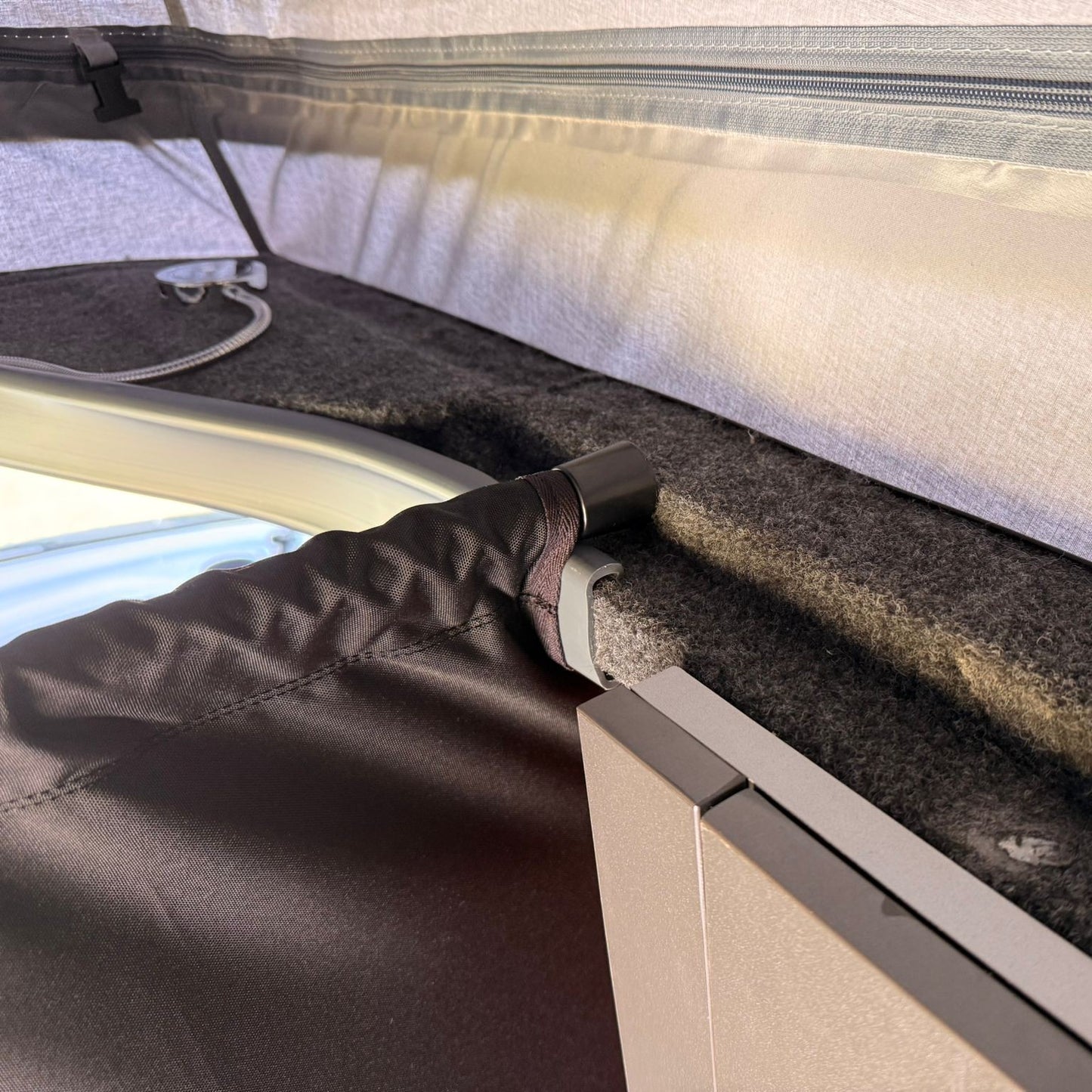 KabinKurtain - PopTop Kontour Edition - VW Transporter T5 / T6 / T6.1