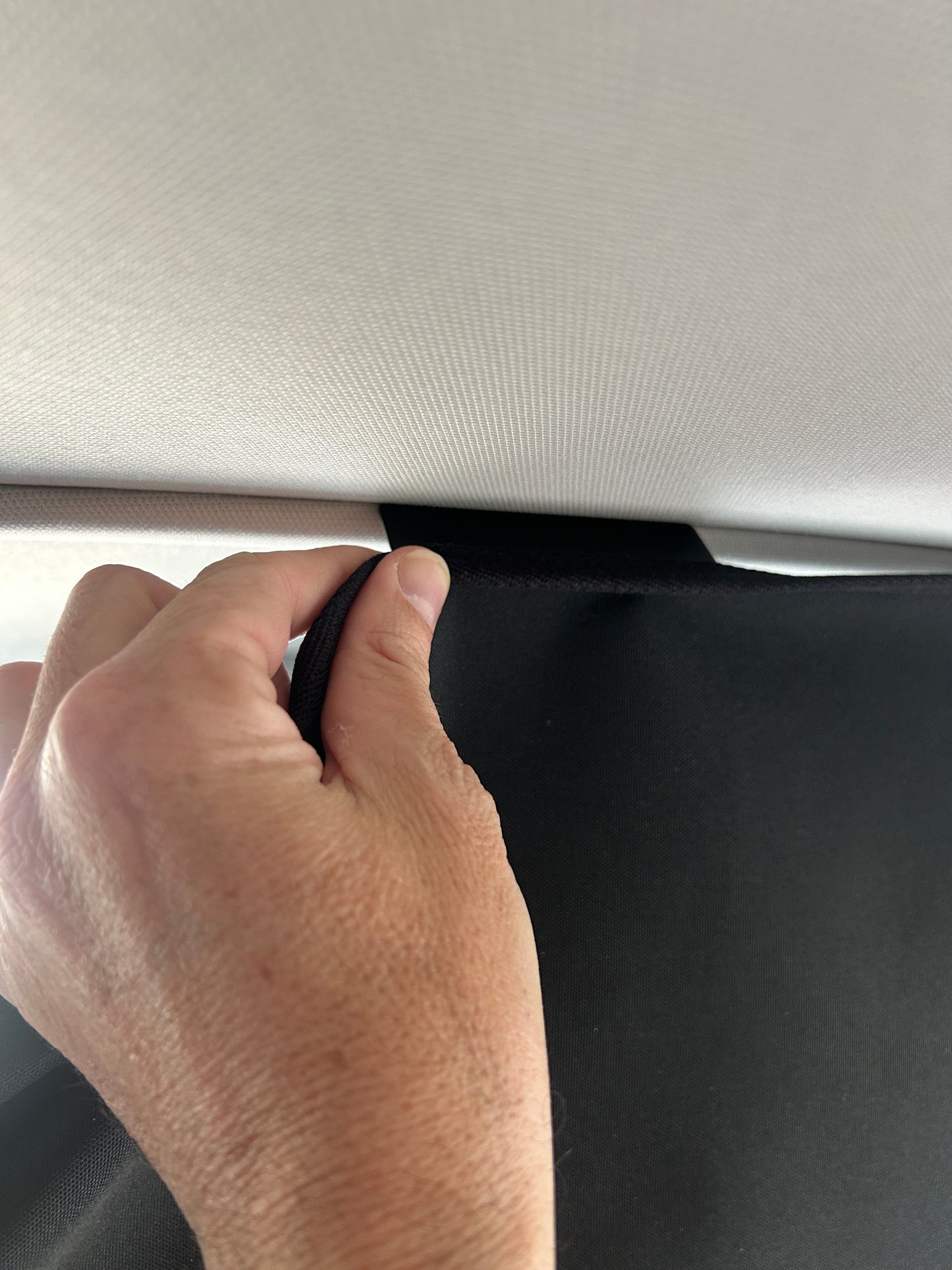 KabinKurtain - Kontour Edition - VW Transporter T5 to T6.1