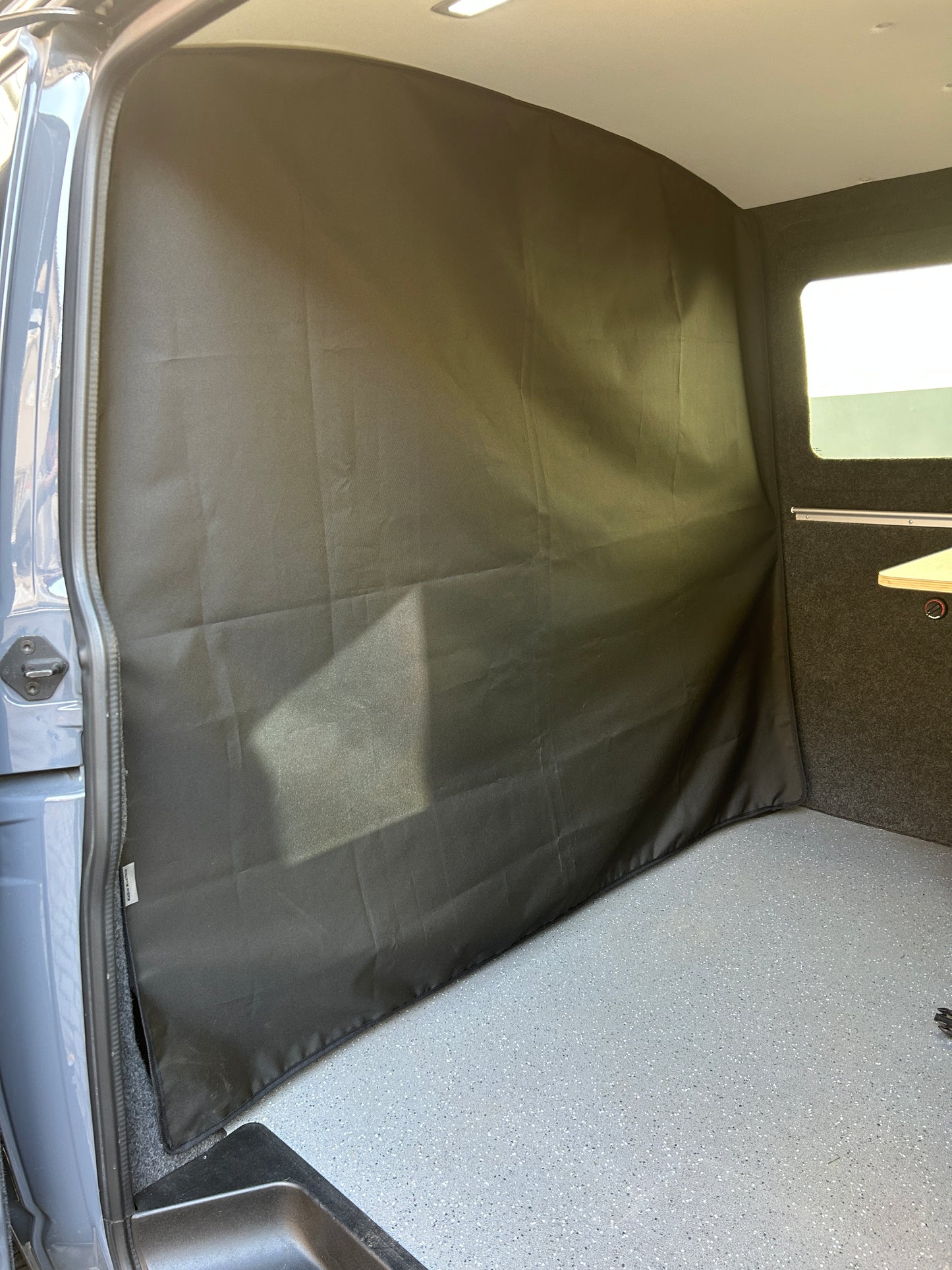 KabinKurtain - Kombi Edition - VW Transporter T5 / T6 / T6.1