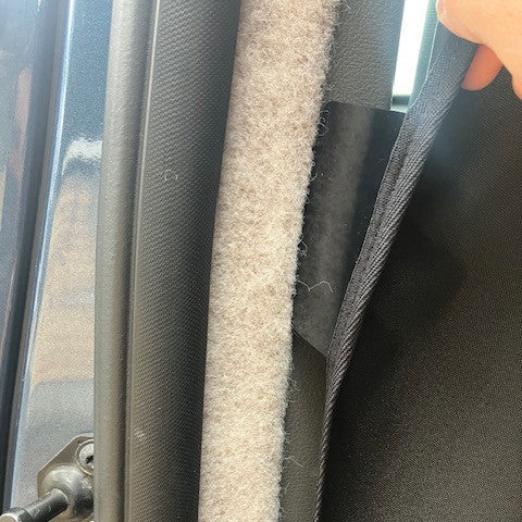 KabinKurtain edge fitted along the Ford Transit Custom B-pillar trim